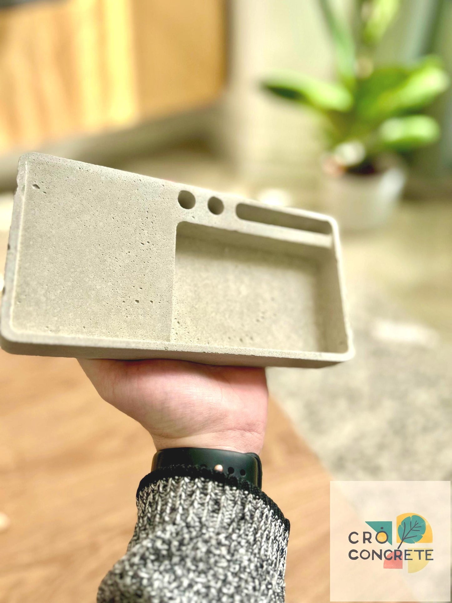 Minimalist Concrete Desk Organiser | Handmade Office Storage Tray | Modern Tray for Keys, Pens & Accessories | Unique Gift for Him or Her