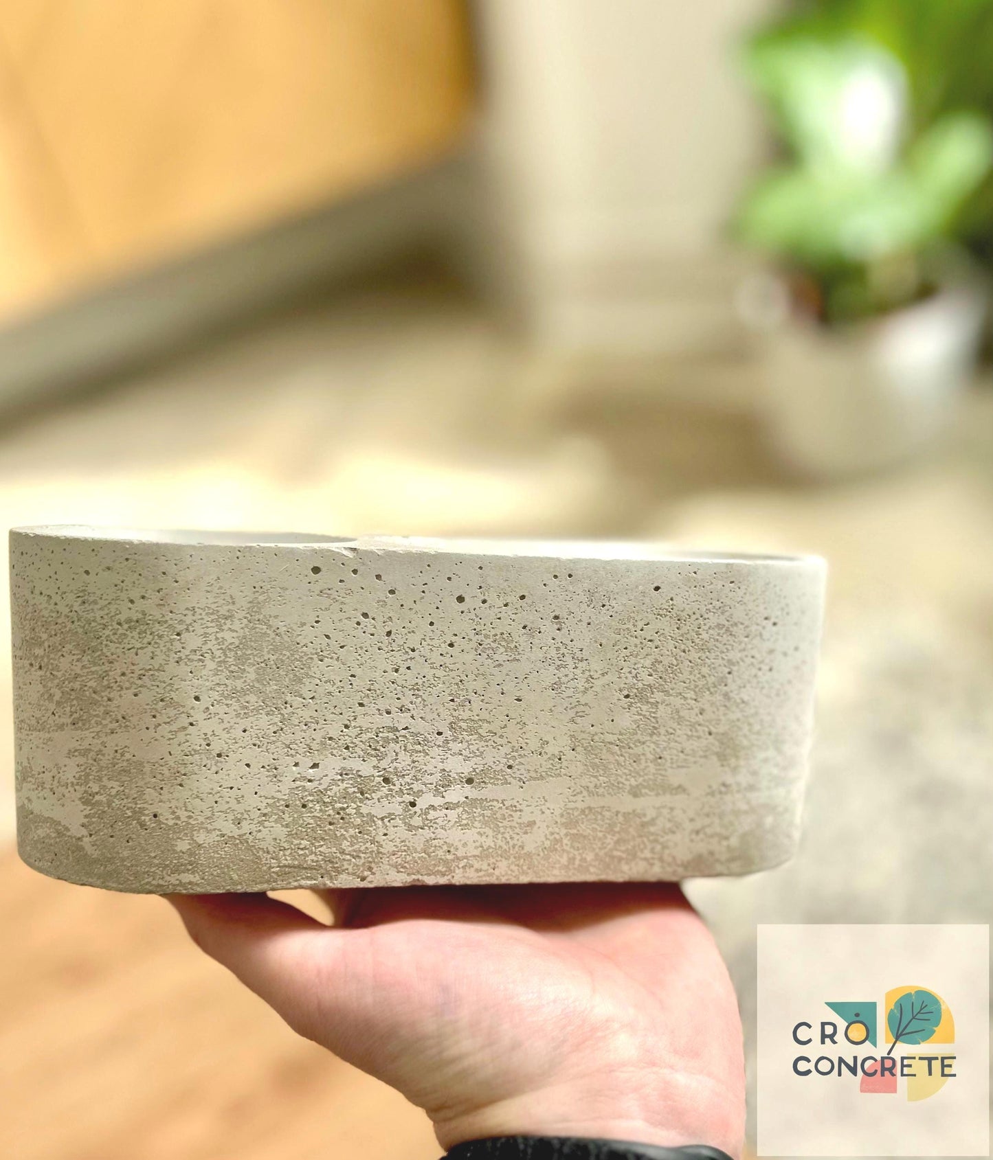 Minimalist Concrete Desk Organiser – Handmade Pen Holder & Phone Stand | Modern Office Storage | Croí Concrete